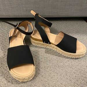 Black Platform Shoes